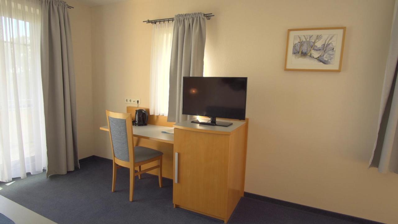 Landhotel Larenzen Кирхам Екстериор снимка
