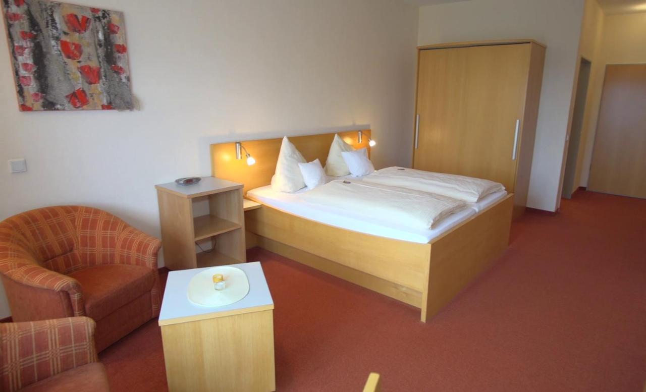 Landhotel Larenzen Кирхам Екстериор снимка