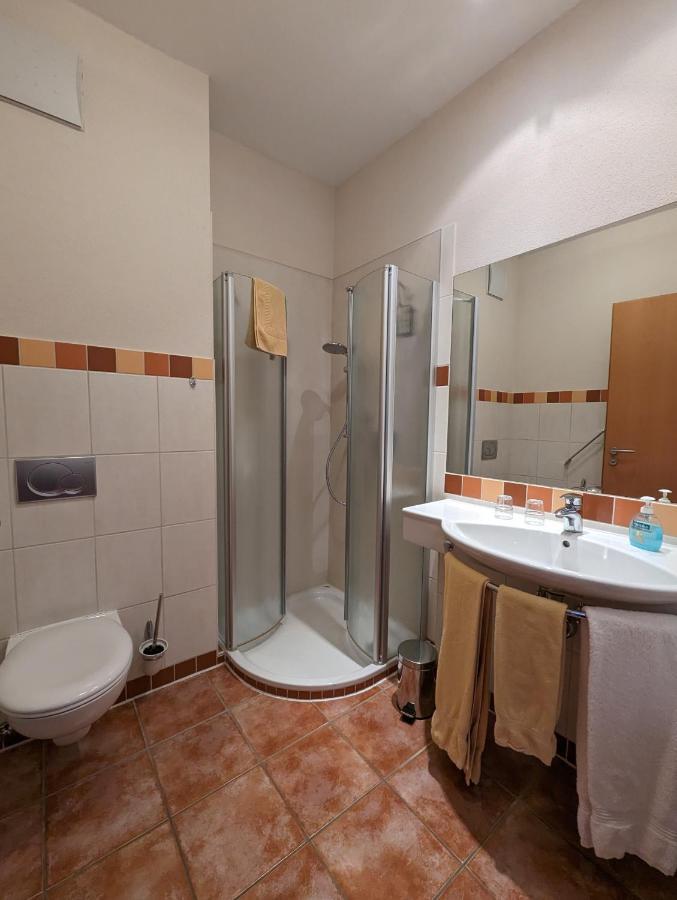 Landhotel Larenzen Кирхам Екстериор снимка