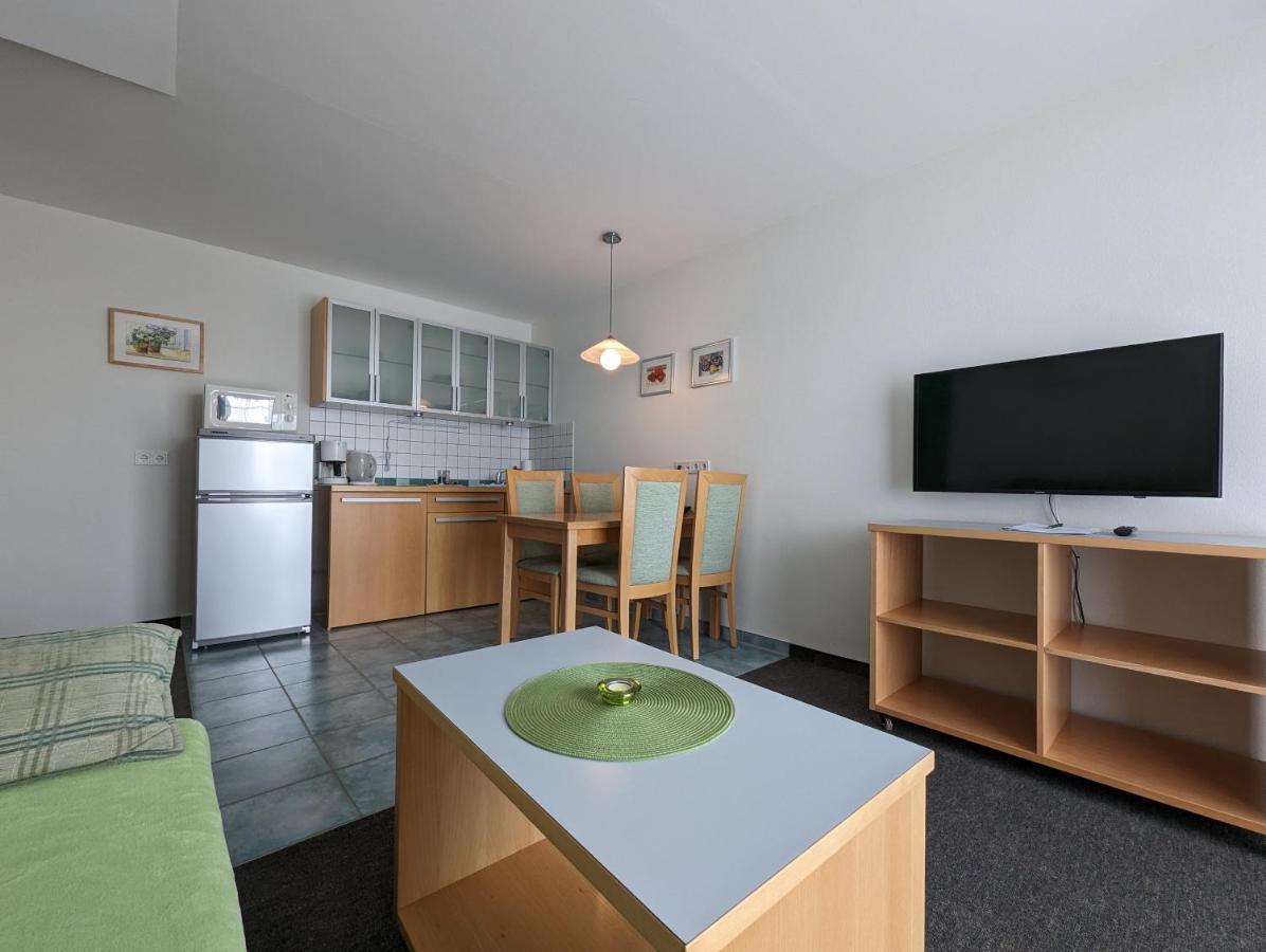 Landhotel Larenzen Кирхам Екстериор снимка